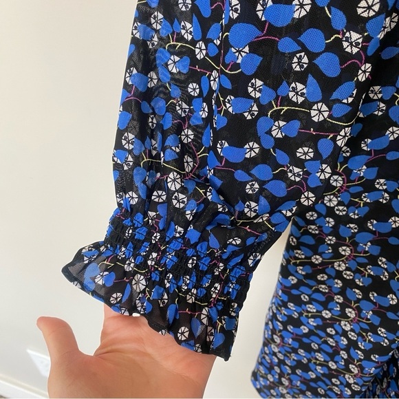 CAbi The Ten Dress Womens Large V-Neck Blue Floral Long Sleeve Lined #5772 - Picture 5 of 10